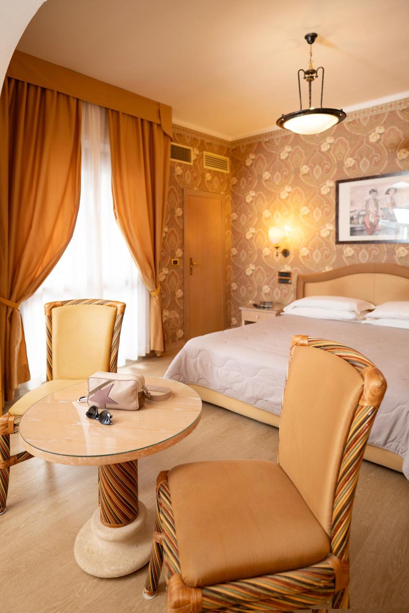 Hotel Promenade Montesilvano Marina المظهر الخارجي الصورة